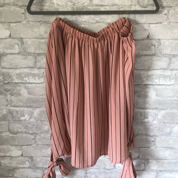 Off the shoulder top - Picture 2 of 3